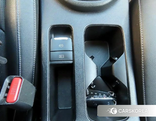 Kia The New K3 2nd generation 2021 Белый из Кореи, фото 4