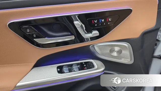 Mercedes-Benz CLE-Class C236 2025 Серебристо-серый из Кореи, фото 4