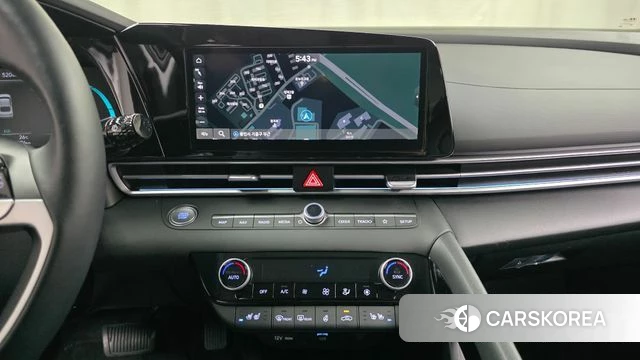 Hyundai The New Avante Hybrid (CN7) 2023 Серебристо-серый из Кореи, фото 4