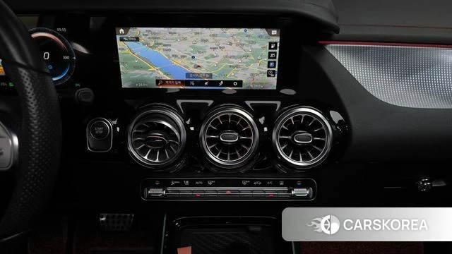 Mercedes-Benz EQA H243 2022 Серебристо-серый из Кореи, фото 4