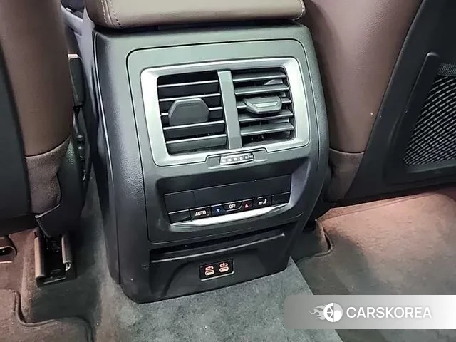 BMW iX3 2025 Белый из Кореи, фото 4