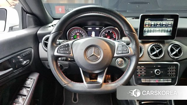 Mercedes-Benz CLA-Class C117 2018 Серебристо-серый из Кореи, фото 4