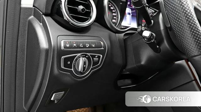 Mercedes-Benz GLC-Class X253 2019 Черный из Кореи, фото 4