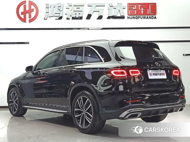 Mercedes-Benz GLC 2021 Черный из Китая, фото 4