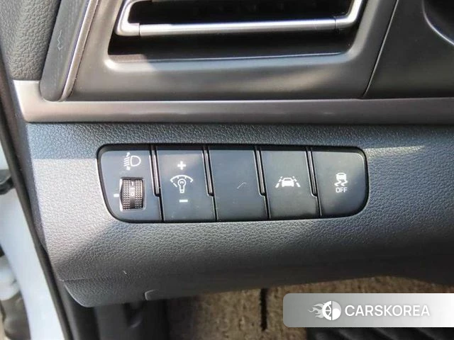 Hyundai The New Avante AD 2018 Белый из Кореи, фото 4