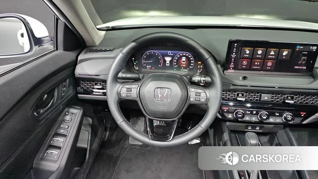 Honda Accord 11th Generation 2024 Белый из Кореи, фото 4