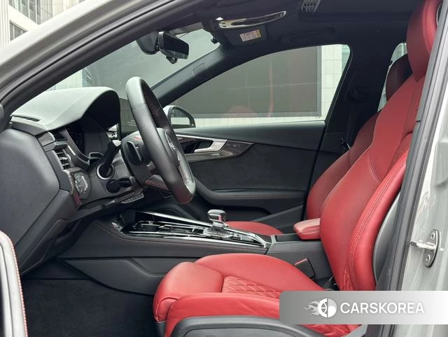 Audi S4 2021 Серебристо-серый из Китая, фото 4
