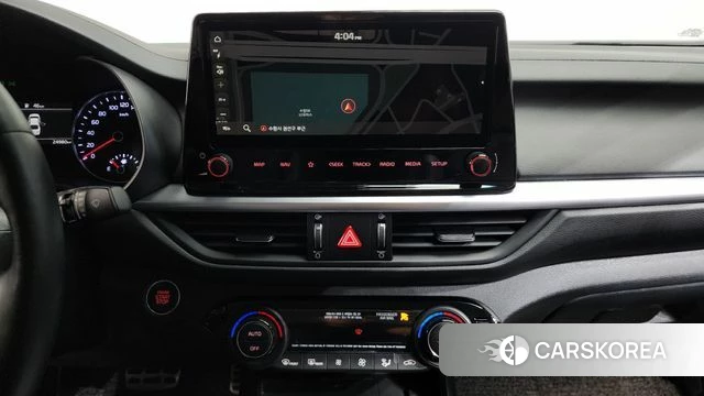 Kia The New K3 2nd generation 2024 Белый из Кореи, фото 4