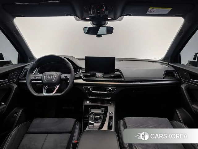 Audi Q5L Sportback 2022 Белый из Китая, фото 4