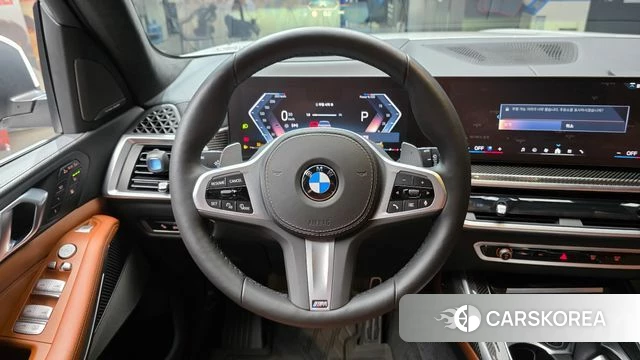 BMW X7 (G07) 2025 Белый из Кореи, фото 4
