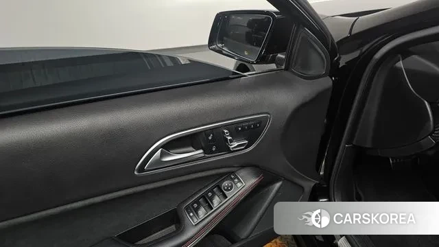 Mercedes-Benz A-Class W176 2018 Белый из Кореи, фото 4