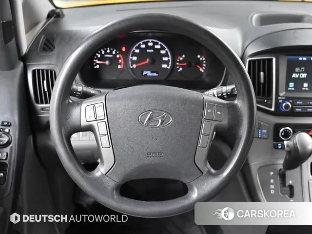 Hyundai The New Grand Starex 2019 Желтый из Кореи, фото 4