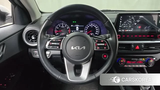 Kia The New K3 2nd generation 2022 Белый из Кореи, фото 4