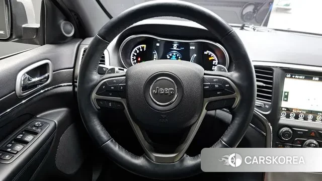 Jeep Grand Cherokee 2018 Серый из Кореи, фото 4