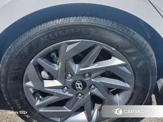 Hyundai The New Avante (CN7) 2023 Белый из Кореи, фото 4