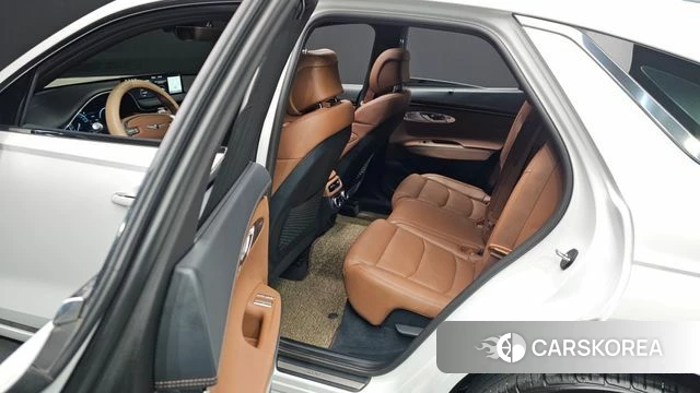 Genesis GV70 2021 Белый из Кореи, фото 4