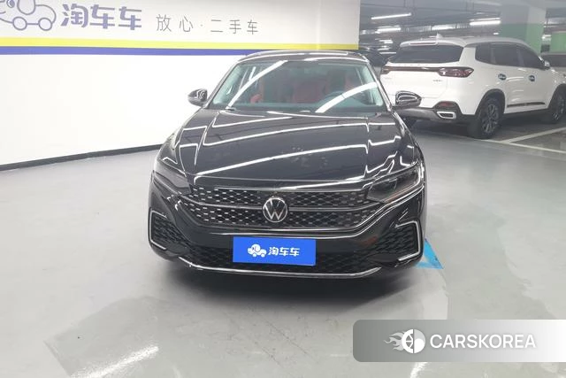 Volkswagen Passat 2023 Черный из Китая, фото 4
