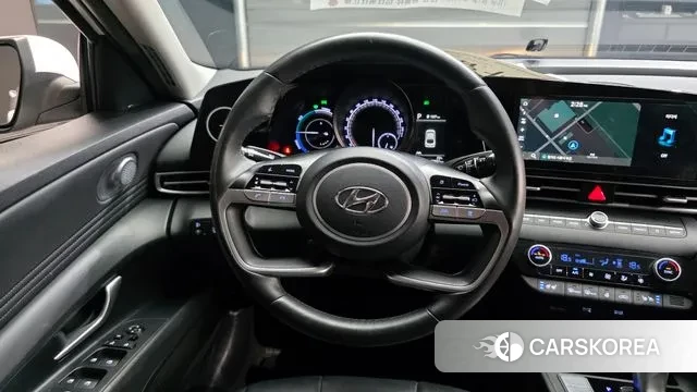 Hyundai Avante Hybrid (CN7) 2022 Белый из Кореи, фото 4