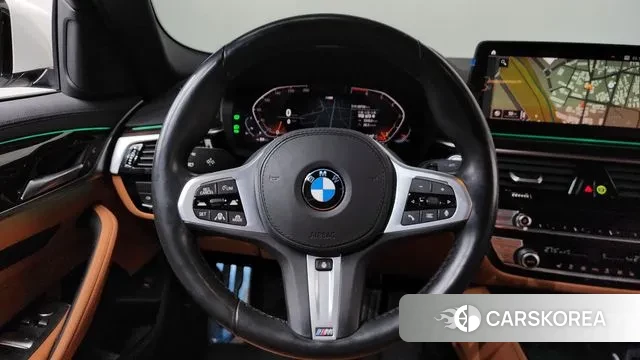 BMW 5 Series (G30) 2021 Белый из Кореи, фото 4