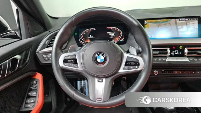 BMW 1 Series (F40) 2021 Белый из Кореи, фото 4