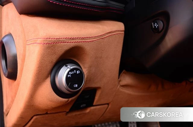 Ferrari GTC4 Russo 2019 Фиолетовый из Кореи, фото 4