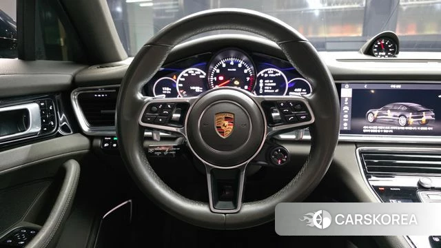 Porsche Panamera (971) 2018 Темно-зеленый из Кореи, фото 4