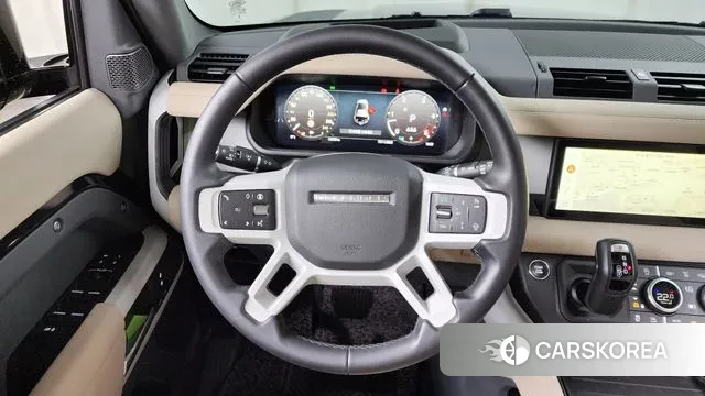 Land Rover Defender (L663) 2024 Черный из Кореи, фото 4