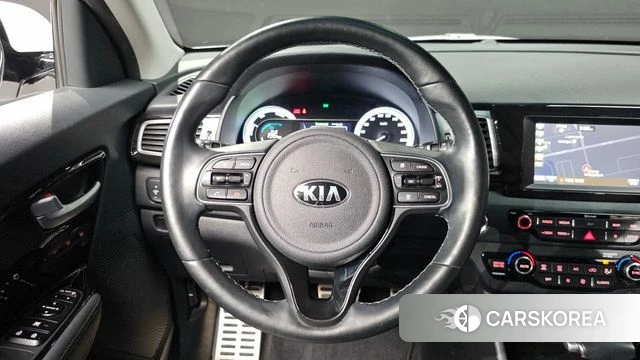 Kia Niro 2018 Белый из Кореи, фото 4