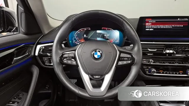 BMW 5 Series (G30) 2019 Черный из Кореи, фото 4