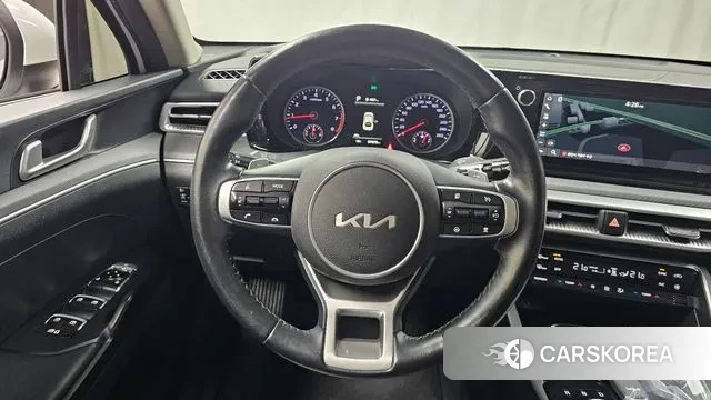 Kia K5 3rd generation 2022 Белый из Кореи, фото 4