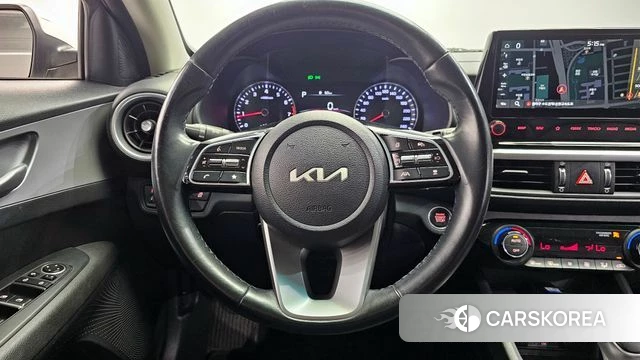 Kia The New K3 2nd generation 2022 Белый из Кореи, фото 4