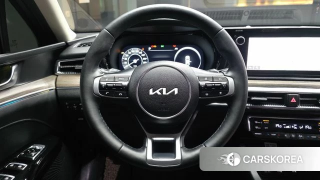 Kia K5 3rd generation 2022 Серебристо-серый из Кореи, фото 4