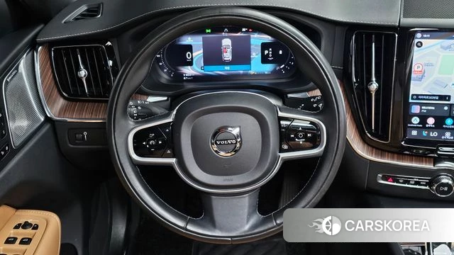 Volvo XC60 second Generation 2021 Белый из Кореи, фото 4