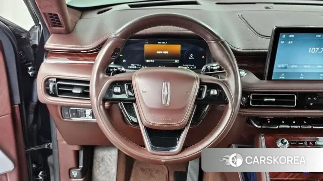 Lincoln Aviator 2nd generation 2021 Черный из Кореи, фото 4