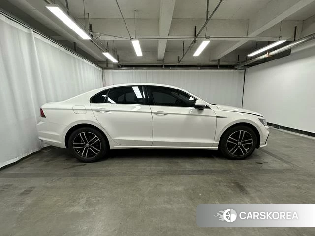 Volkswagen Lingdu 2019 Белый из Китая, фото 4