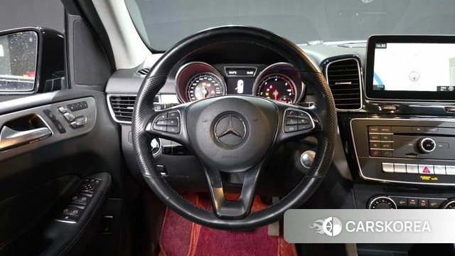 Mercedes-Benz GLE - Class W166 2018 Черный из Кореи, фото 4