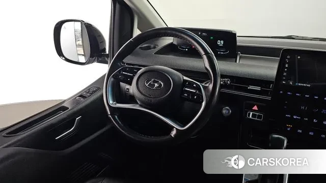 Hyundai Staria 2022 Серебристо-серый из Кореи, фото 4