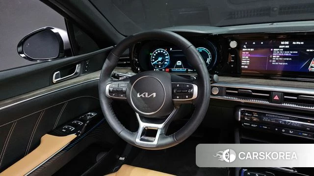 Kia K5 Hybrid 3rd Generation 2023 Серебристо-серый из Кореи, фото 4