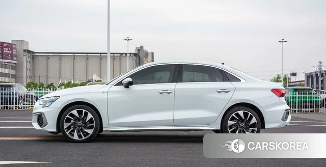 Audi A3 2024 Белый из Китая, фото 4