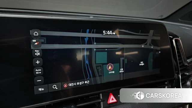 Kia Sportage 5th Generation Hybrid 2022 Белый из Кореи, фото 4