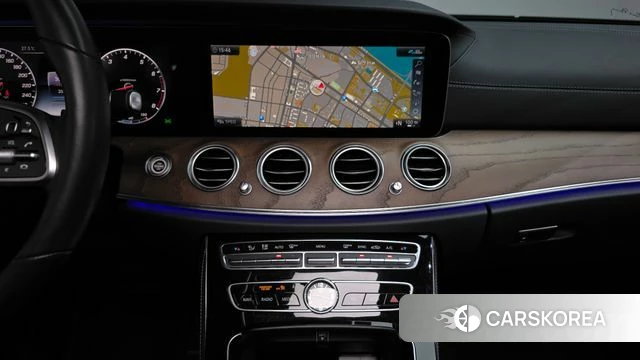 Mercedes-Benz E-Class W213 2020 Белый из Кореи, фото 4