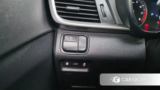 Kia The New K5 2nd generation 2018 Белый из Кореи, фото 4