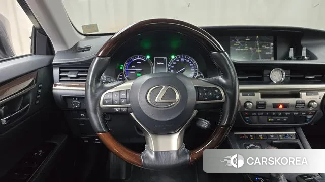Lexus New ES300h 2018 Серый из Кореи, фото 4