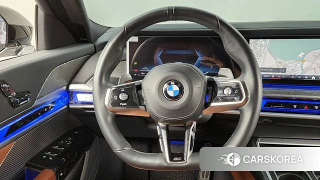 BMW 7 Series (G70) 2023 Черный из Кореи, фото 4