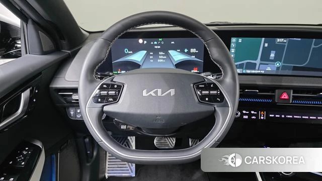 Kia EV6 2023 Черный из Кореи, фото 4