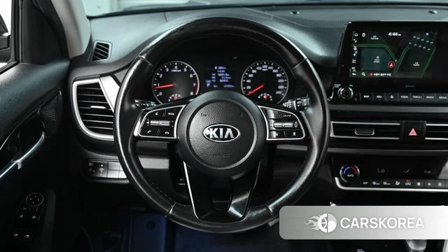 Kia Seltos 2020 Серый из Кореи, фото 4