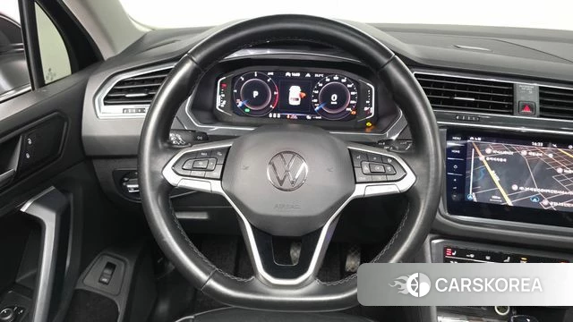 Volkswagen Tiguan second Generation 2021 Черный из Кореи, фото 4