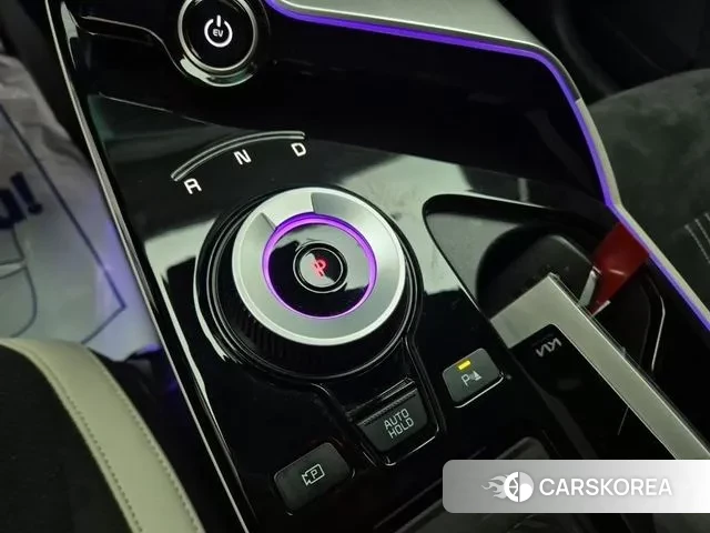 Kia EV6 2021 Серый из Кореи, фото 4