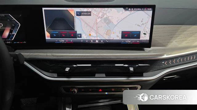 BMW X7 (G07) 2024 Белый из Кореи, фото 4