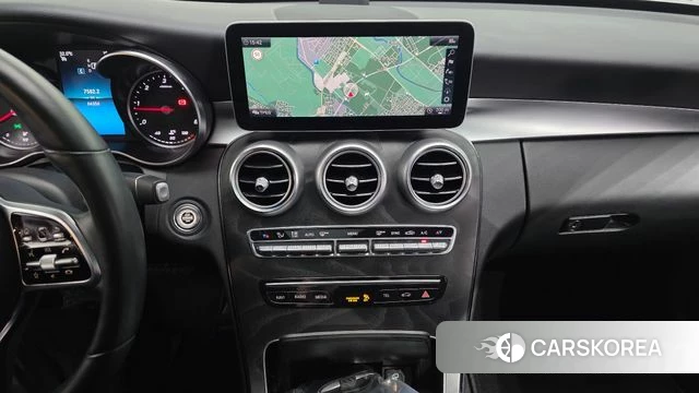 Mercedes-Benz C-Class W205 2019 Белый из Кореи, фото 4